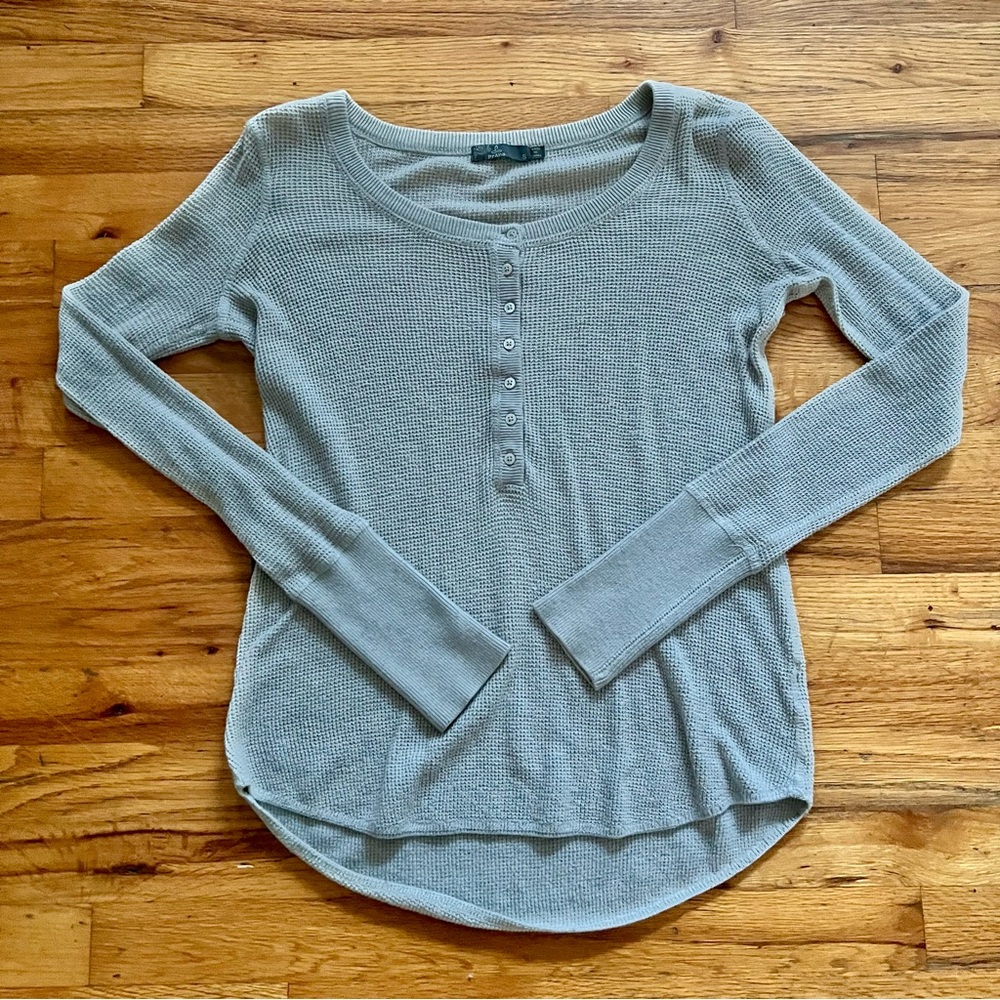 Prana Light Gray Waffle Henley Long Sleeve Top S Hiking, Loungewear